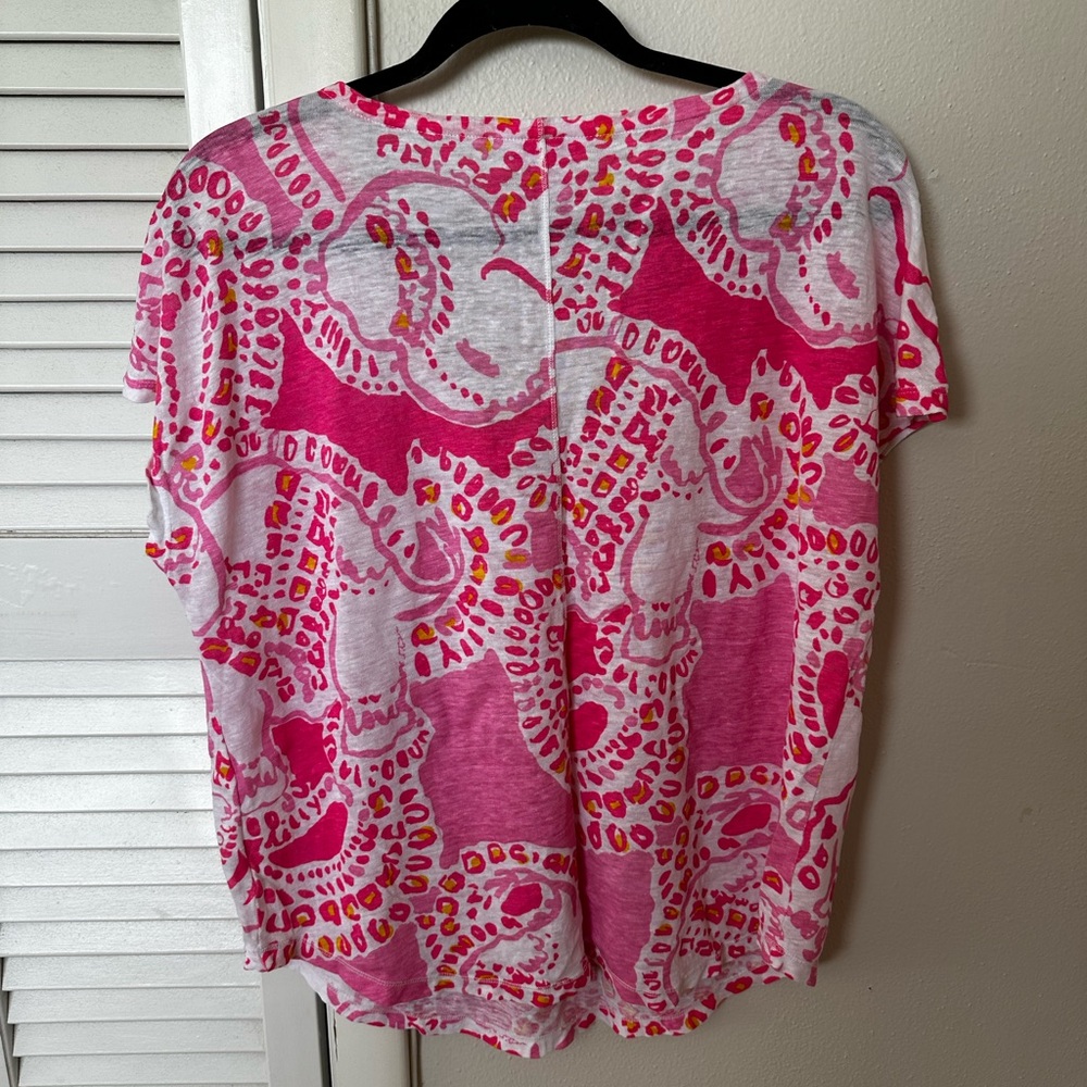 Lilly Pulitzer Duval Top in Hot Coral Trunk in Love - Picture 2 of 3